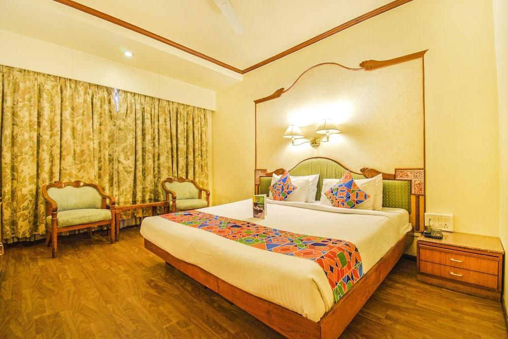 The President Hotel Shivajinagar Пюн Екстериор снимка
