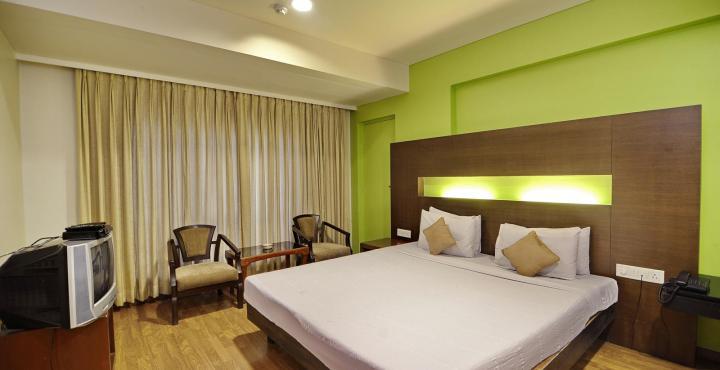 The President Hotel Shivajinagar Пюн Екстериор снимка