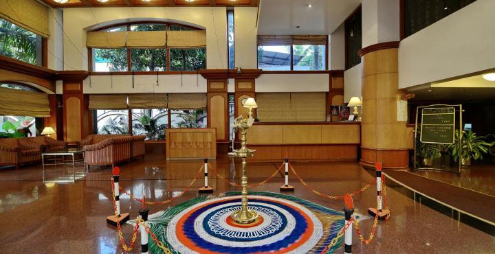 The President Hotel Shivajinagar Пюн Екстериор снимка