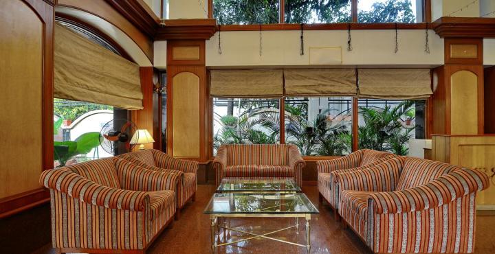 The President Hotel Shivajinagar Пюн Екстериор снимка
