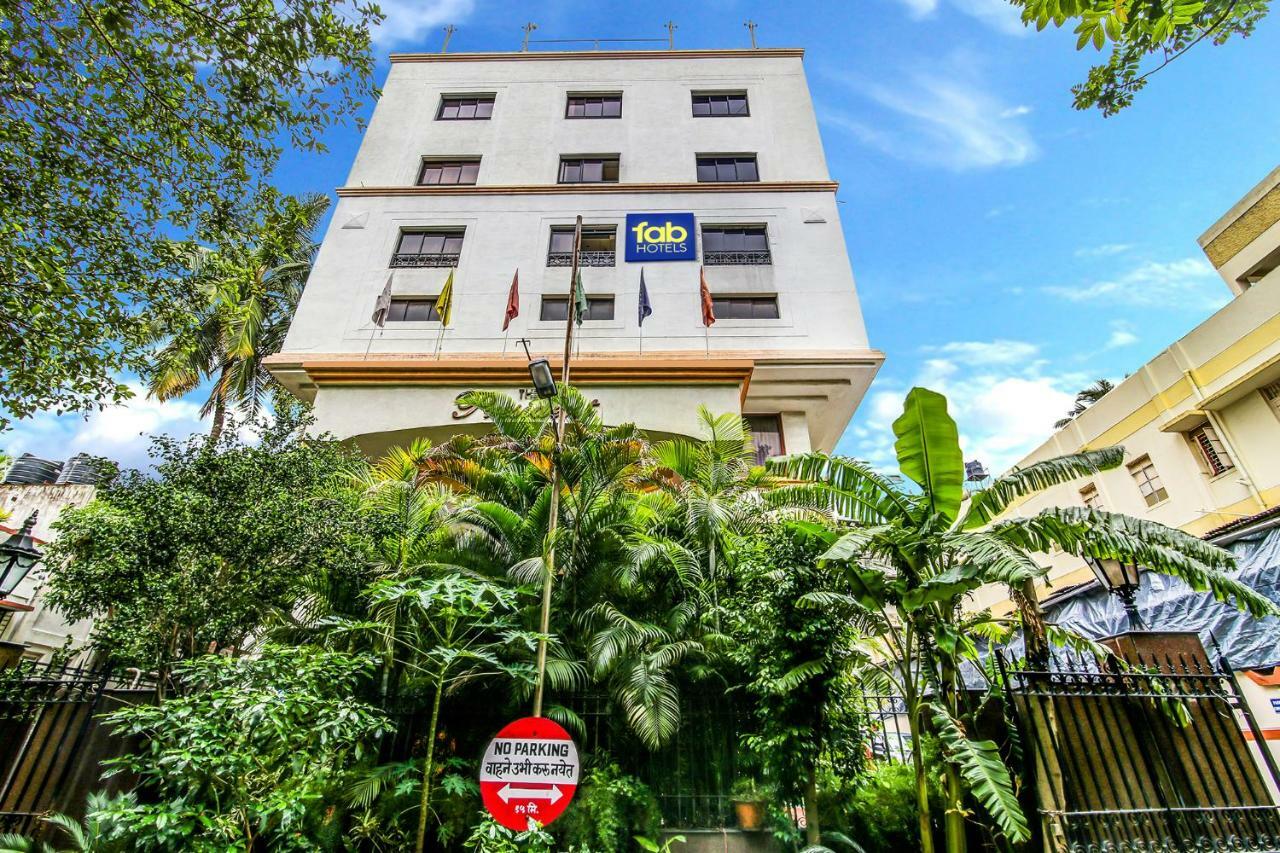 The President Hotel Shivajinagar Пюн Екстериор снимка