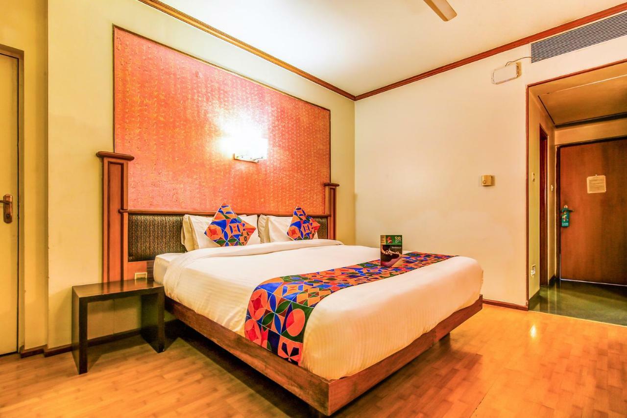 The President Hotel Shivajinagar Пюн Екстериор снимка