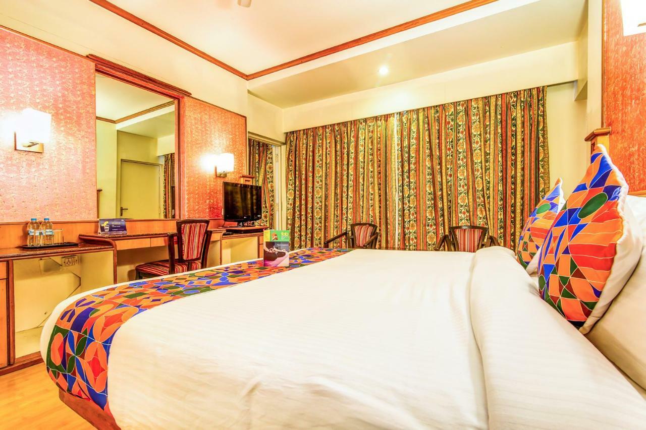 The President Hotel Shivajinagar Пюн Екстериор снимка