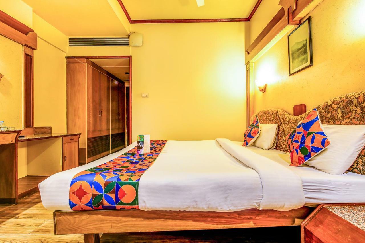 The President Hotel Shivajinagar Пюн Екстериор снимка