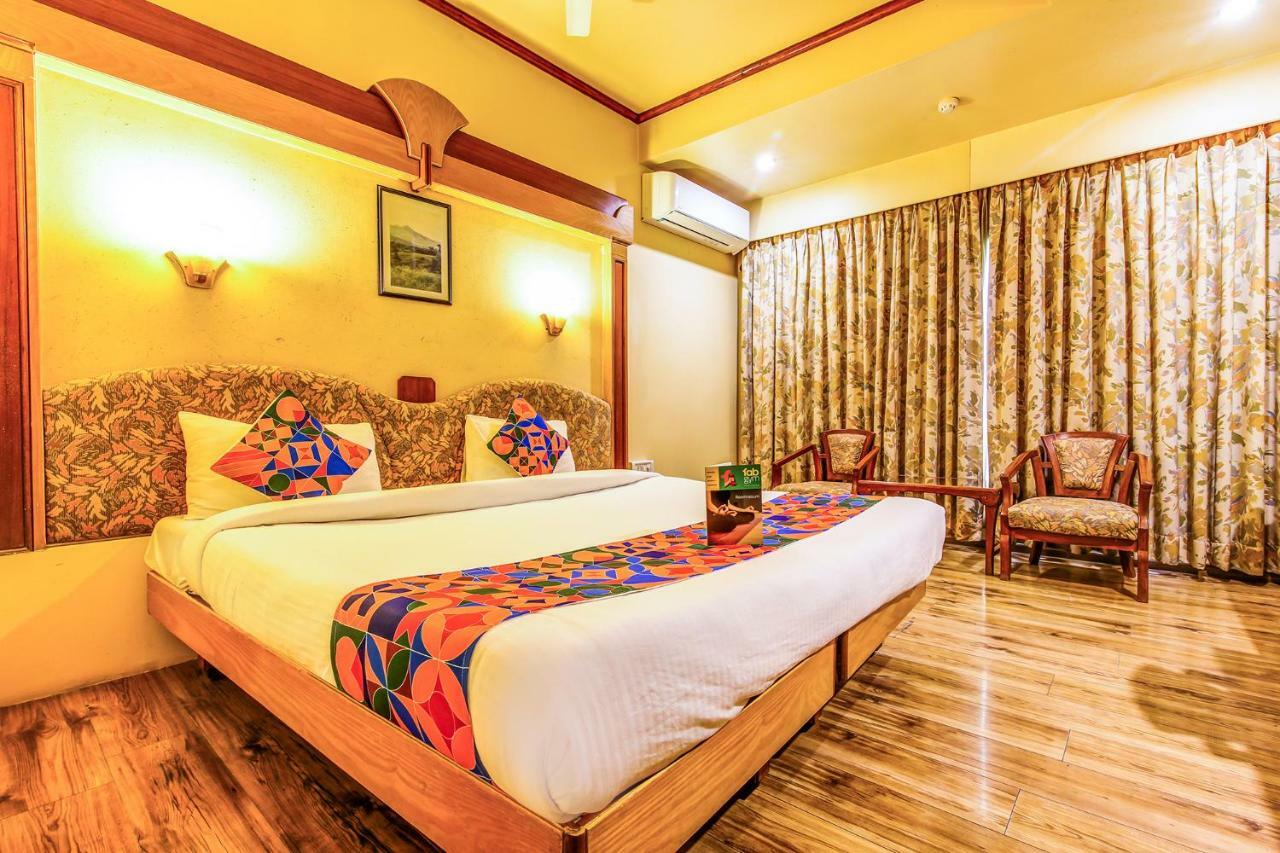 The President Hotel Shivajinagar Пюн Екстериор снимка