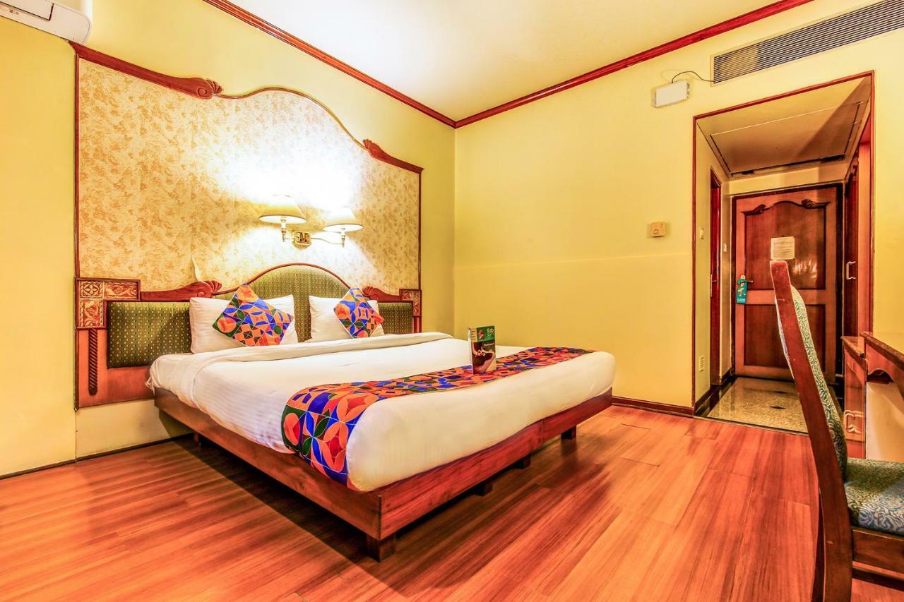 The President Hotel Shivajinagar Пюн Екстериор снимка