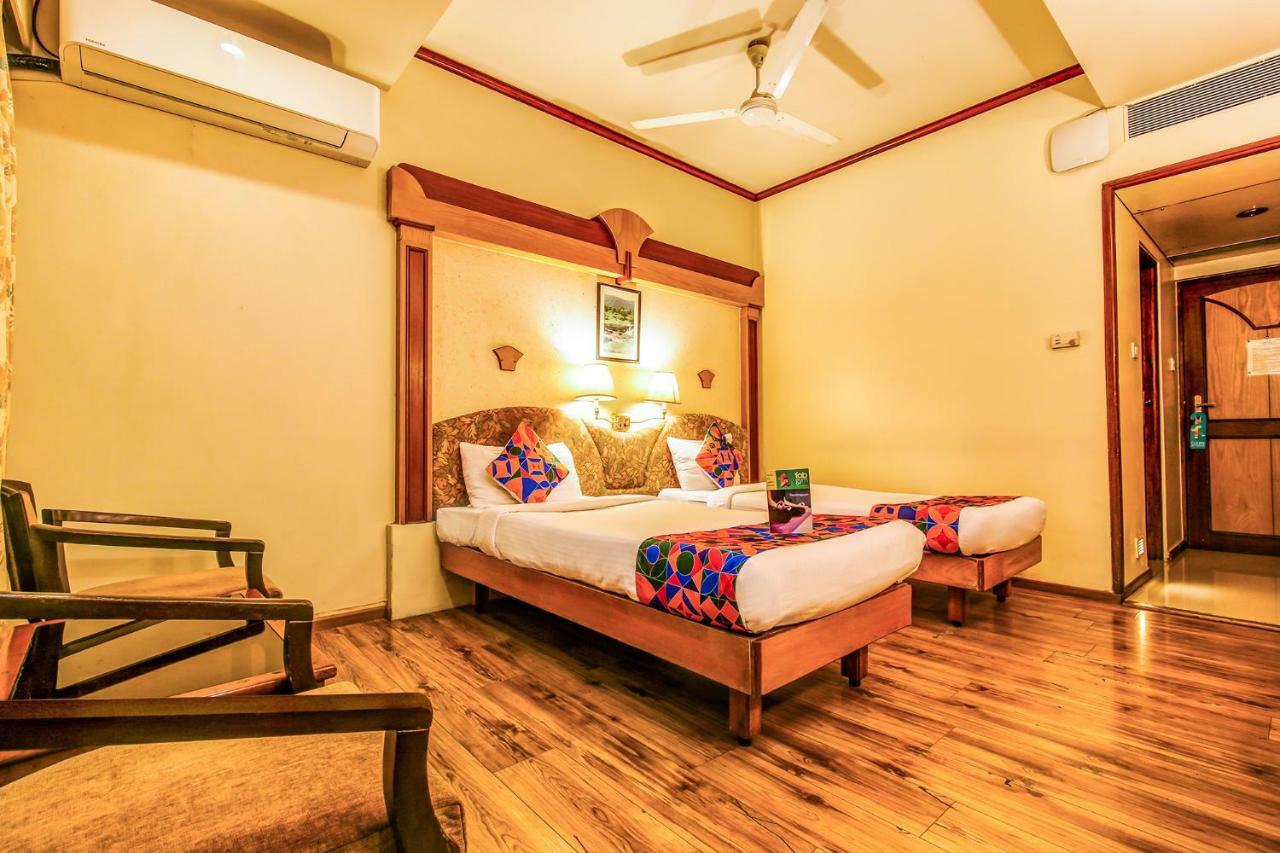 The President Hotel Shivajinagar Пюн Екстериор снимка